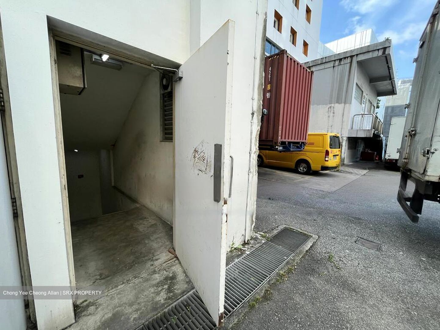 ELEMENT 14 (D19), Warehouse #455325701